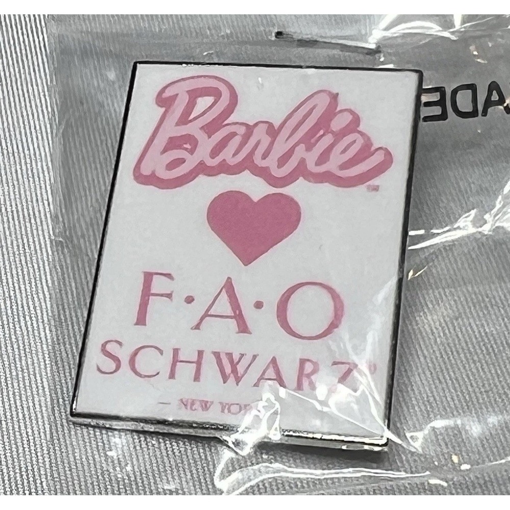 Barbie NYC FAO Schwarz Enamel Pin New York Valentines Style Event Collector